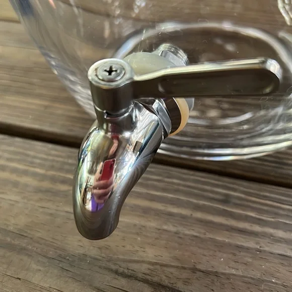 Pottery Barn Classic Glass 7.5 qt Drink Dispenser with Silver Spout and … - Picture 15 of 16